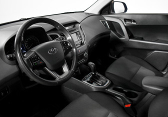 Подержанный автомобиль Hyundai Creta 2017 года (9 фото)