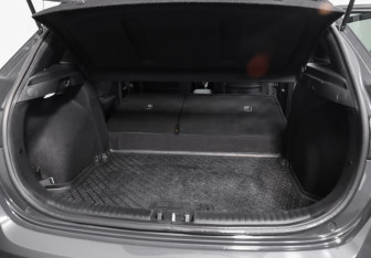 Подержанный автомобиль Kia Ceed Hatchback 2018 года (24 фото)
