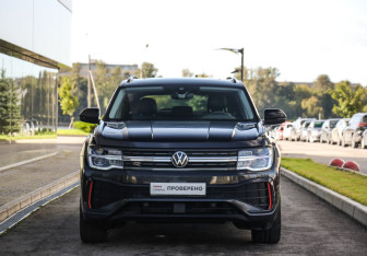 Подержанный автомобиль Volkswagen Teramont 2022 года (4 фото)