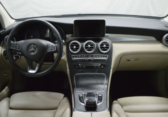 Подержанный автомобиль Mercedes-Benz GLC Coupe 2017 года (13 фото)