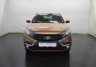 Подержанный автомобиль LADA (ВАЗ) XRAY 2017 года (2 фото)