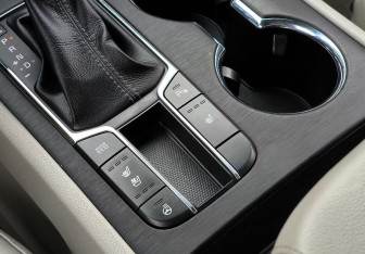 Подержанный автомобиль Kia Carnival 2019 года (22 фото)