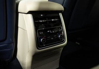 Подержанный автомобиль Tank 500 2023 года (16 фото)