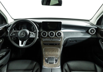 Подержанный автомобиль Mercedes-Benz GLC Coupe 2019 года (13 фото)