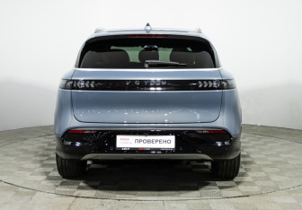 Подержанный автомобиль Voyah Free 2023 года (6 фото)