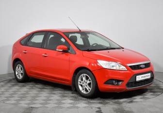 Подержанный автомобиль Ford Focus Hatchback 2010 года (3 фото)