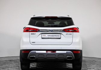 Подержанный автомобиль Geely Atlas 2020 года (6 фото)