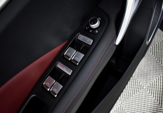 Подержанный автомобиль Belgee X50 2024 года (19 фото)