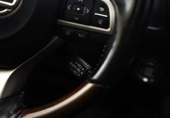 Подержанный автомобиль Lexus RX 2019 года (13 фото)