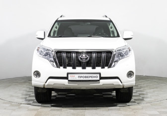 Подержанный автомобиль Toyota Land Cruiser Prado 2015 года (2 фото)