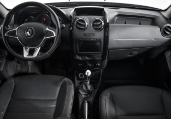 Подержанный автомобиль Renault Duster 2019 года (15 фото)
