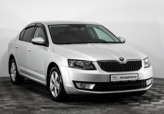 Подержанный автомобиль Skoda Octavia Liftback 2013 года (3 фото)