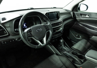 Подержанный автомобиль Hyundai Tucson 2018 года (11 фото)