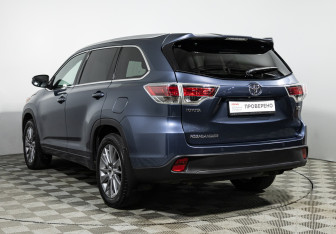 Подержанный автомобиль Toyota Highlander 2014 года (7 фото)