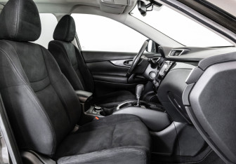 Подержанный автомобиль Nissan X-Trail 2015 года (19 фото)