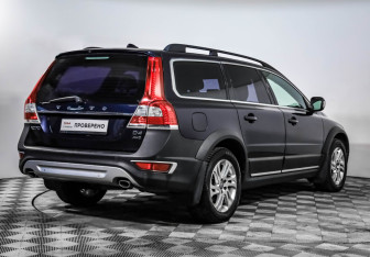 Подержанный автомобиль Volvo XC70 2015 года (5 фото)