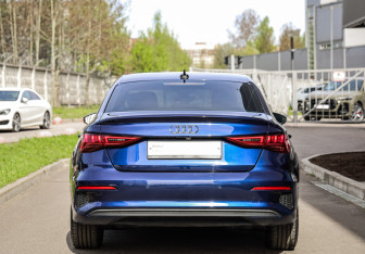 Подержанный автомобиль Audi A3 Sedan 2021 года (7 фото)