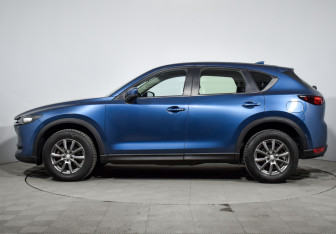 Подержанный автомобиль Mazda CX-5 2017 года (8 фото)