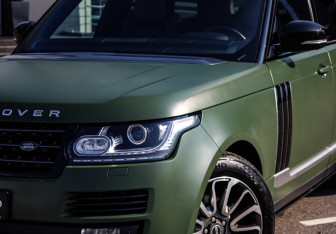 Подержанный автомобиль Land Rover Range Rover 2017 года (2 фото)