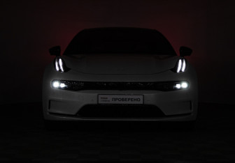 Подержанный автомобиль Zeekr 001 2023 года (33 фото)