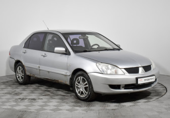 Подержанный автомобиль Mitsubishi Lancer Sedan 2007 года (3 фото)