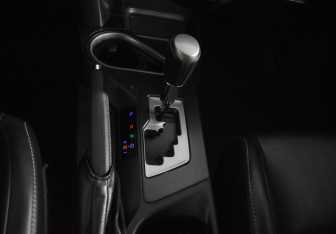 Подержанный автомобиль Toyota RAV4 2016 года (18 фото)