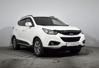 Подержанный автомобиль Hyundai ix35 2012 года (3 фото)