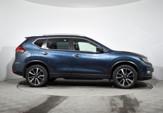 Подержанный автомобиль Nissan X-Trail 2019 года (4 фото)