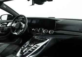 Подержанный автомобиль Mercedes-Benz AMG GT Liftback 2020 года (9 фото)