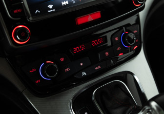 Подержанный автомобиль Haval H6 2018 года (18 фото)