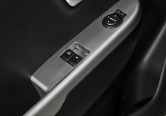 Подержанный автомобиль Kia Rio Hatchback 2014 года (10 фото)