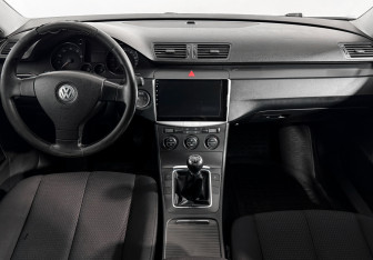 Подержанный автомобиль Volkswagen Passat Sedan 2006 года (14 фото)