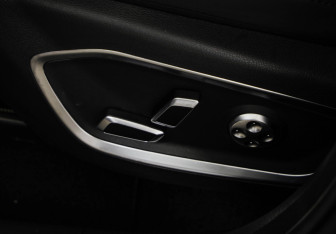 Подержанный автомобиль Geely Tugella 2023 года (24 фото)