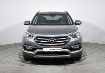 Подержанный автомобиль Hyundai Santa Fe 2017 года (2 фото)