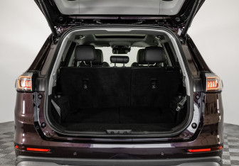 Подержанный автомобиль Chery Tiggo 8 Pro Max 2022 года (32 фото)