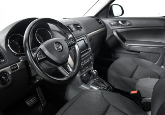 Подержанный автомобиль Skoda Yeti 2016 года (9 фото)