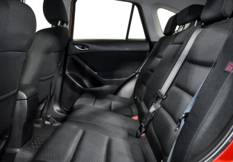 Подержанный автомобиль Mazda CX-5 2012 года (12 фото)