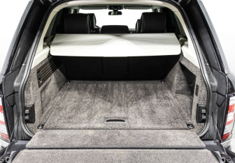 Подержанный автомобиль Land Rover Range Rover 2015 года (28 фото)