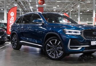 Подержанный автомобиль Geely Monjaro 2024 года (7 фото)