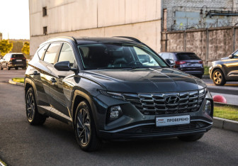 Подержанный автомобиль Hyundai Tucson 2022 года (5 фото)
