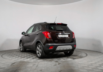 Подержанный автомобиль Opel Mokka 2013 года (7 фото)