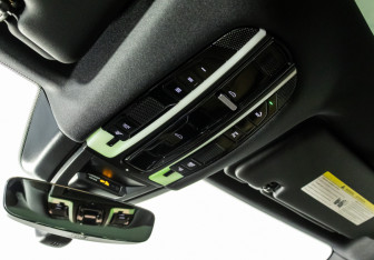 Подержанный автомобиль Porsche Cayenne 2019 года (24 фото)