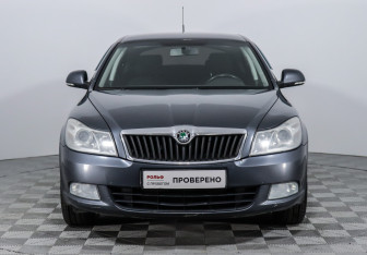 Подержанный автомобиль Skoda Octavia Liftback 2008 года (1 фото)