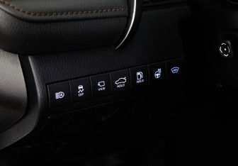 Подержанный автомобиль Toyota Camry Sedan 2020 года (27 фото)