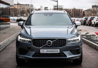 Подержанный автомобиль Volvo XC60 2018 года (2 фото)