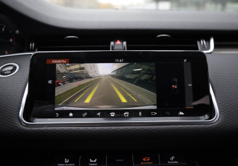 Подержанный автомобиль Land Rover Range Rover Evoque 2020 года (15 фото)