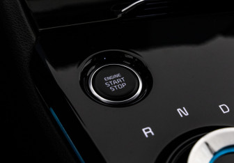 Подержанный автомобиль Kia Sportage 2023 года (17 фото)