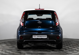 Подержанный автомобиль Kia Soul 2017 года (6 фото)