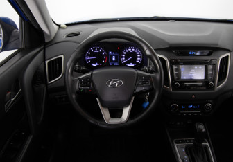 Подержанный автомобиль Hyundai Creta 2017 года (10 фото)