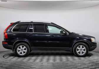 Подержанный автомобиль Volvo XC90 2011 года (4 фото)